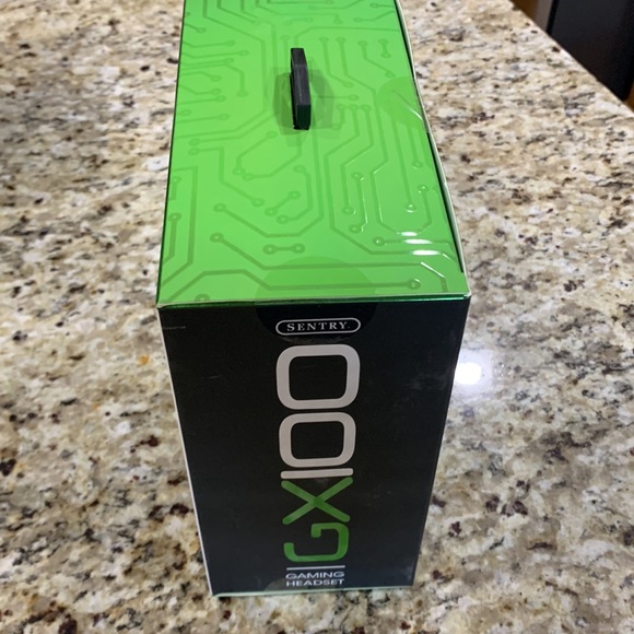 GX100 Sentry Universal gaming headset , NEW in green - Picture 7 of 8